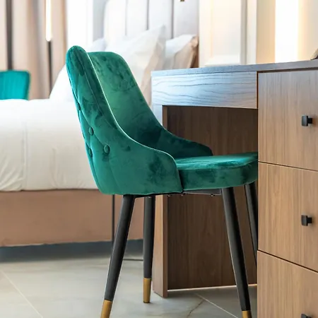 Philia Center Hotell