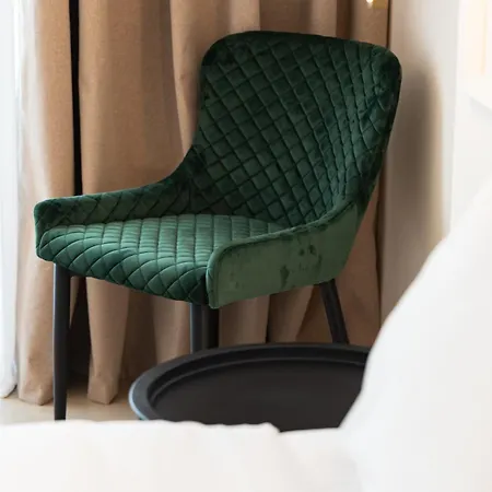 Philia Center Hotell