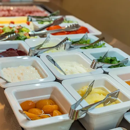 Philia Center Hotel 4*