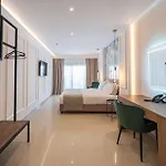 Hotel Philia Center