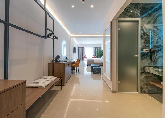 Otel Philia Center 4*