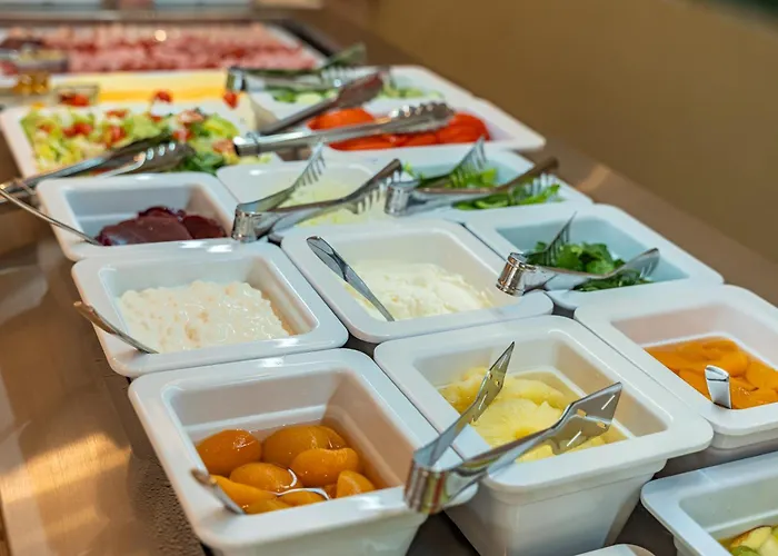 Philia Center Otel 4*